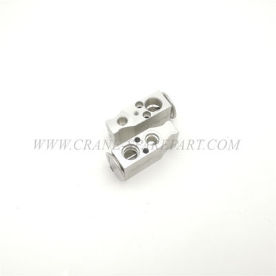 60348996 Bagian Hidrolik Derek Ekspansi Katup Kontrol Derek ADNAJ40040